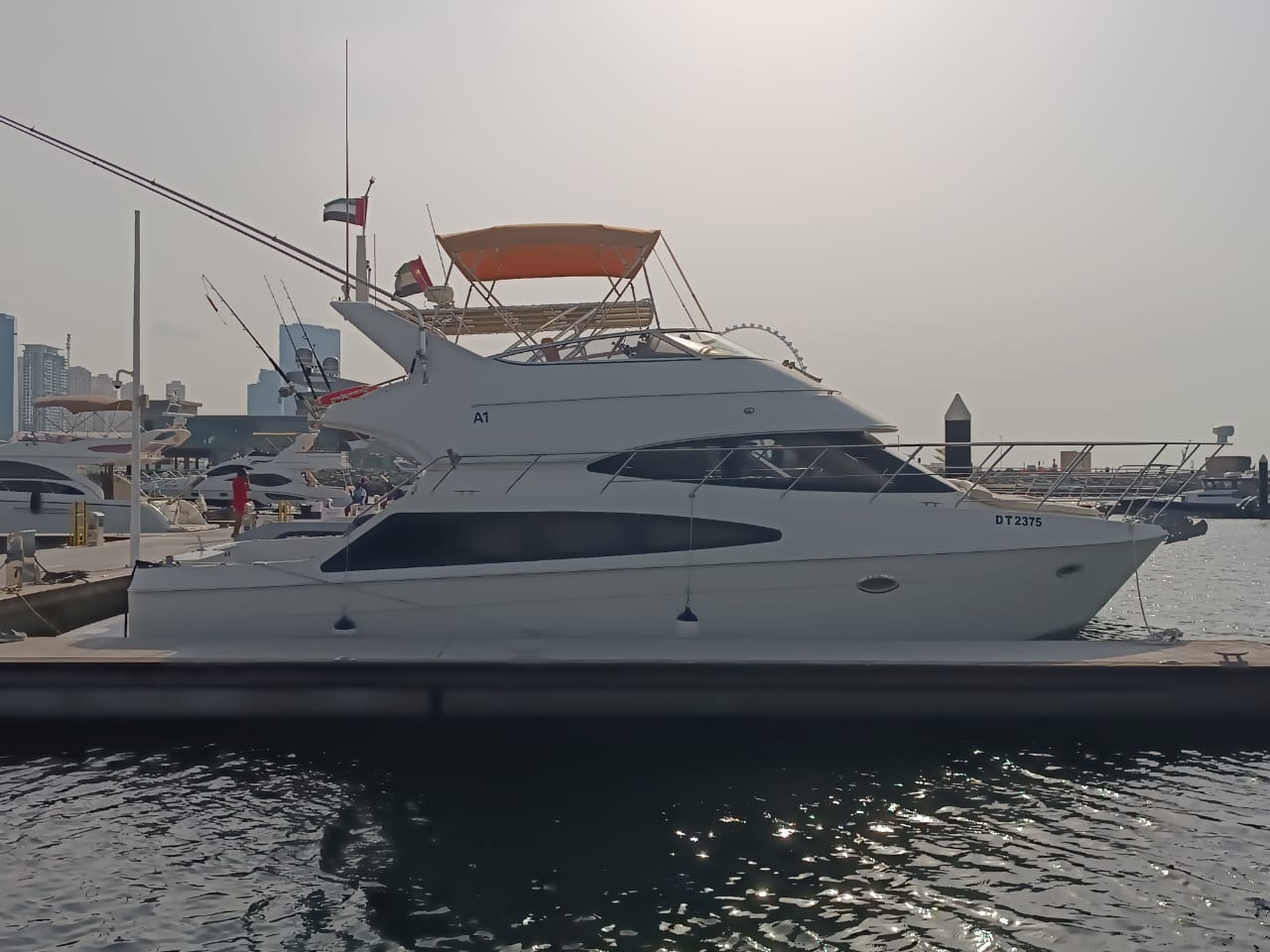 CARVAR 42 FT HARBOUR Front