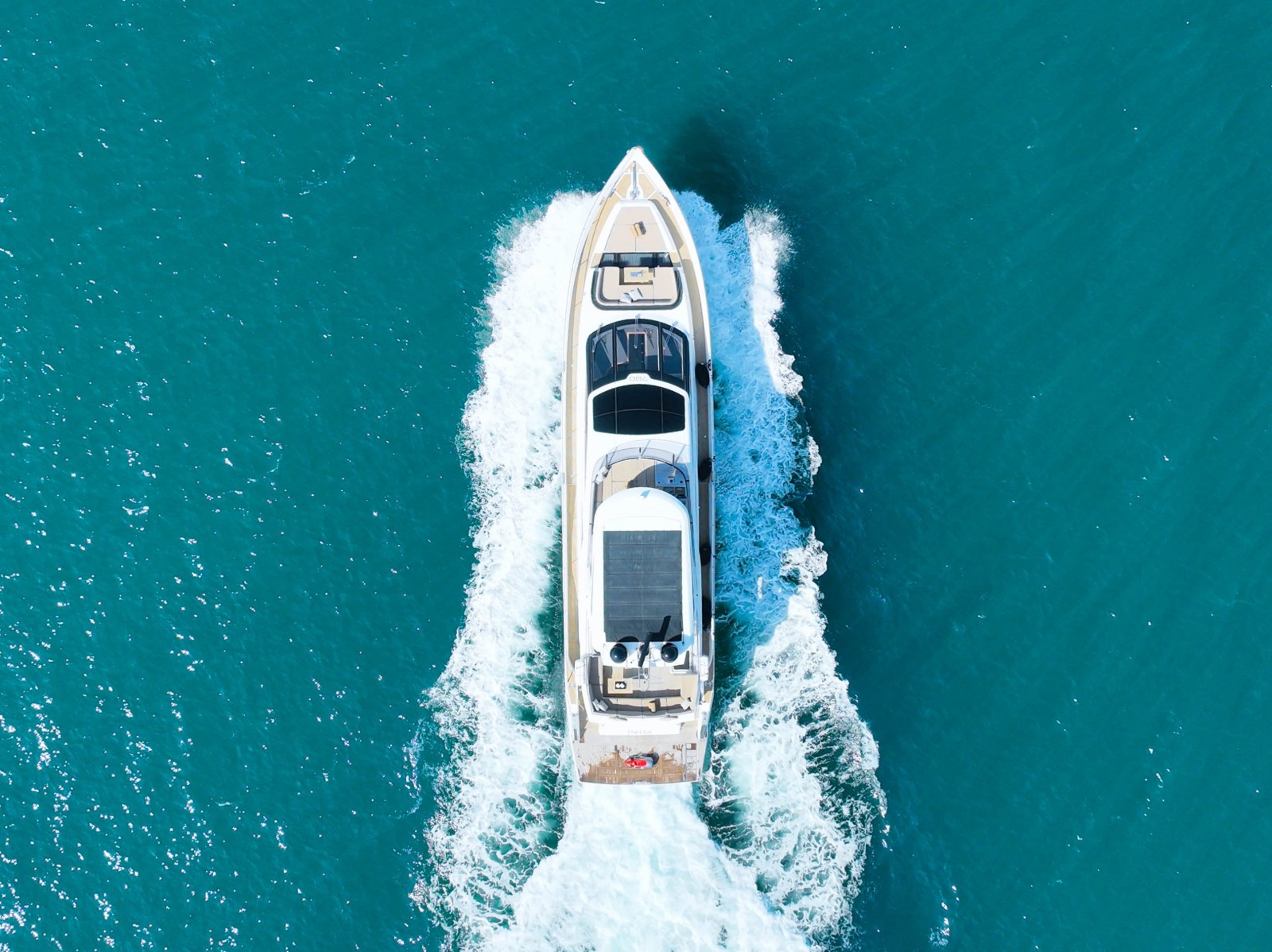 GALEON 78FT Front